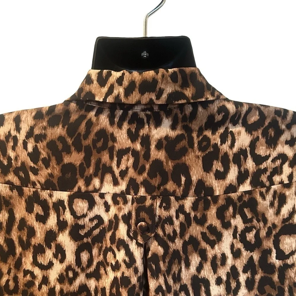PLEIONE🍒SZ M🍒ANIMAL PRINT BUTTON FRONT BLOUSE SEMI SHEER EXCELLENT CONDITION - Picture 6 of 15
